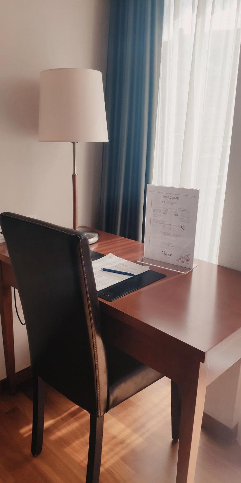 Hotel Rallye & Entrees Aux Bains De La Gruyere ビユール エクステリア 写真