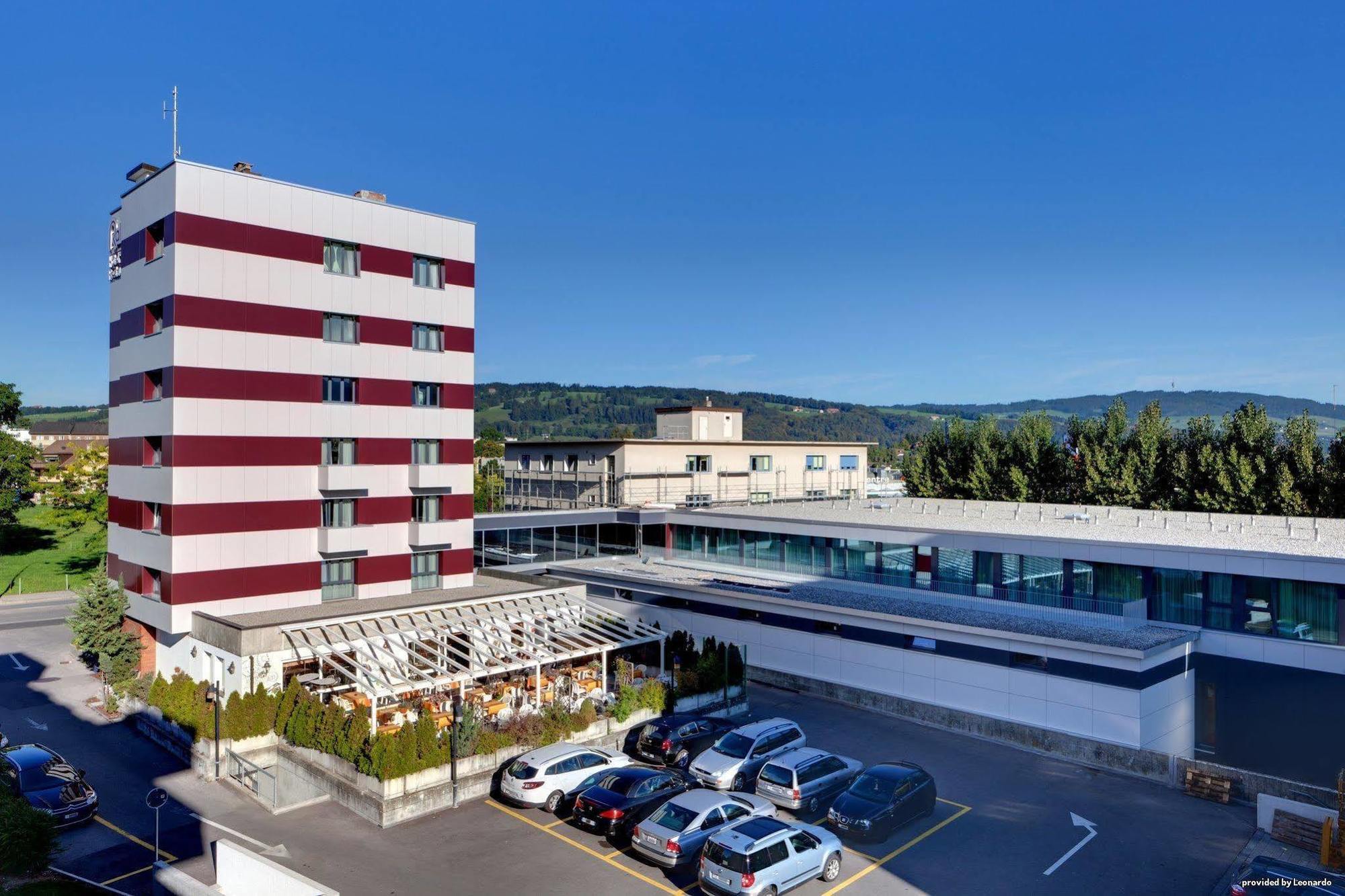 Hotel Rallye & Entrees Aux Bains De La Gruyere ビユール エクステリア 写真